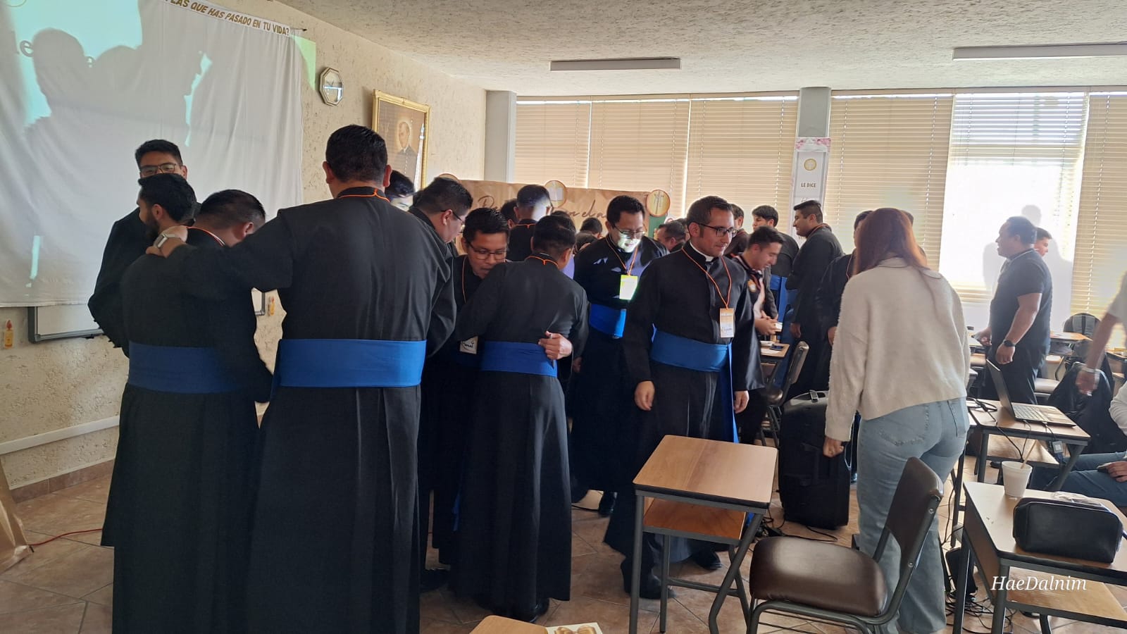 ”Permanecer en el Amor llega al Seminario”