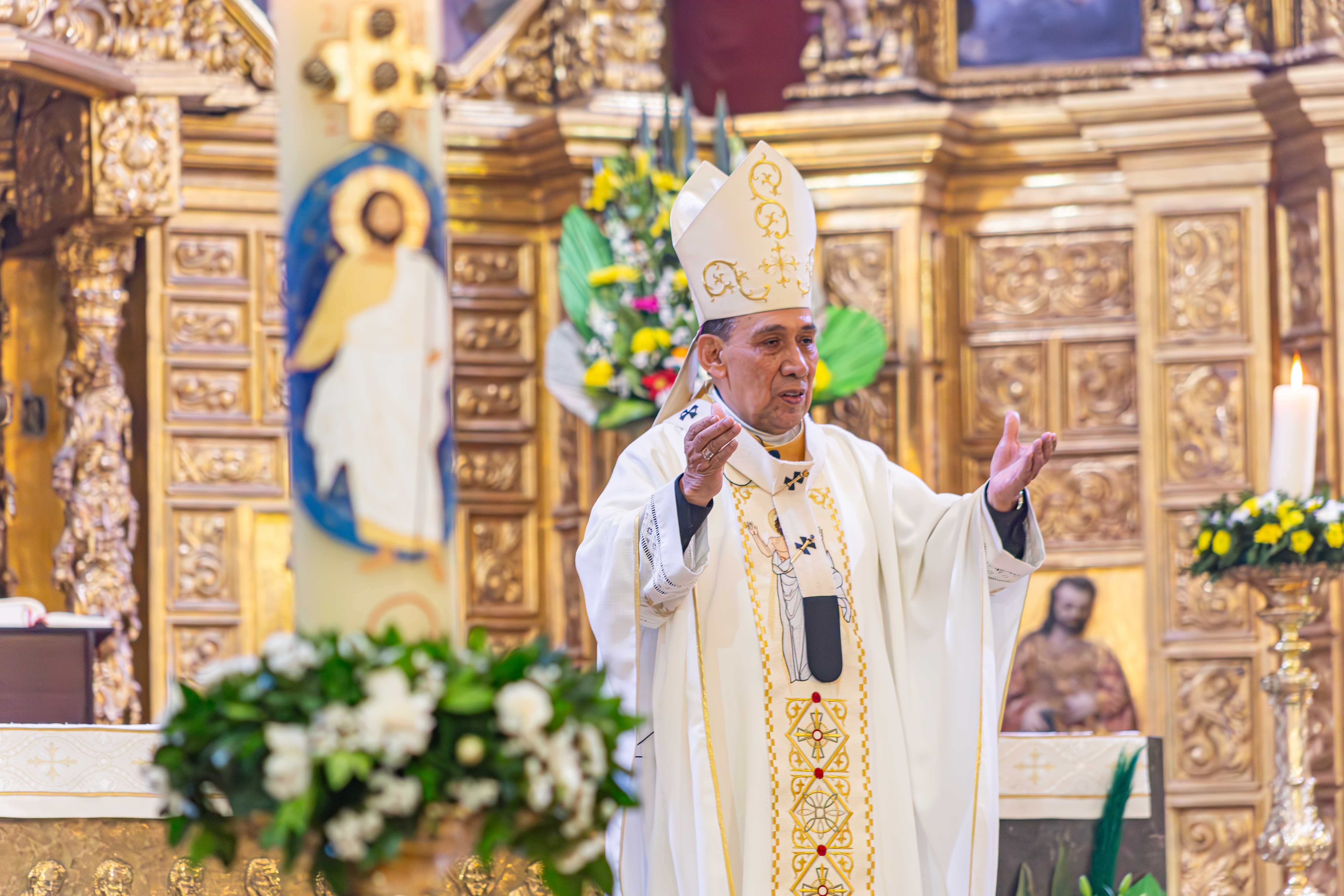 HOMILÍA EN EL II DOMINGO DE PASCUA