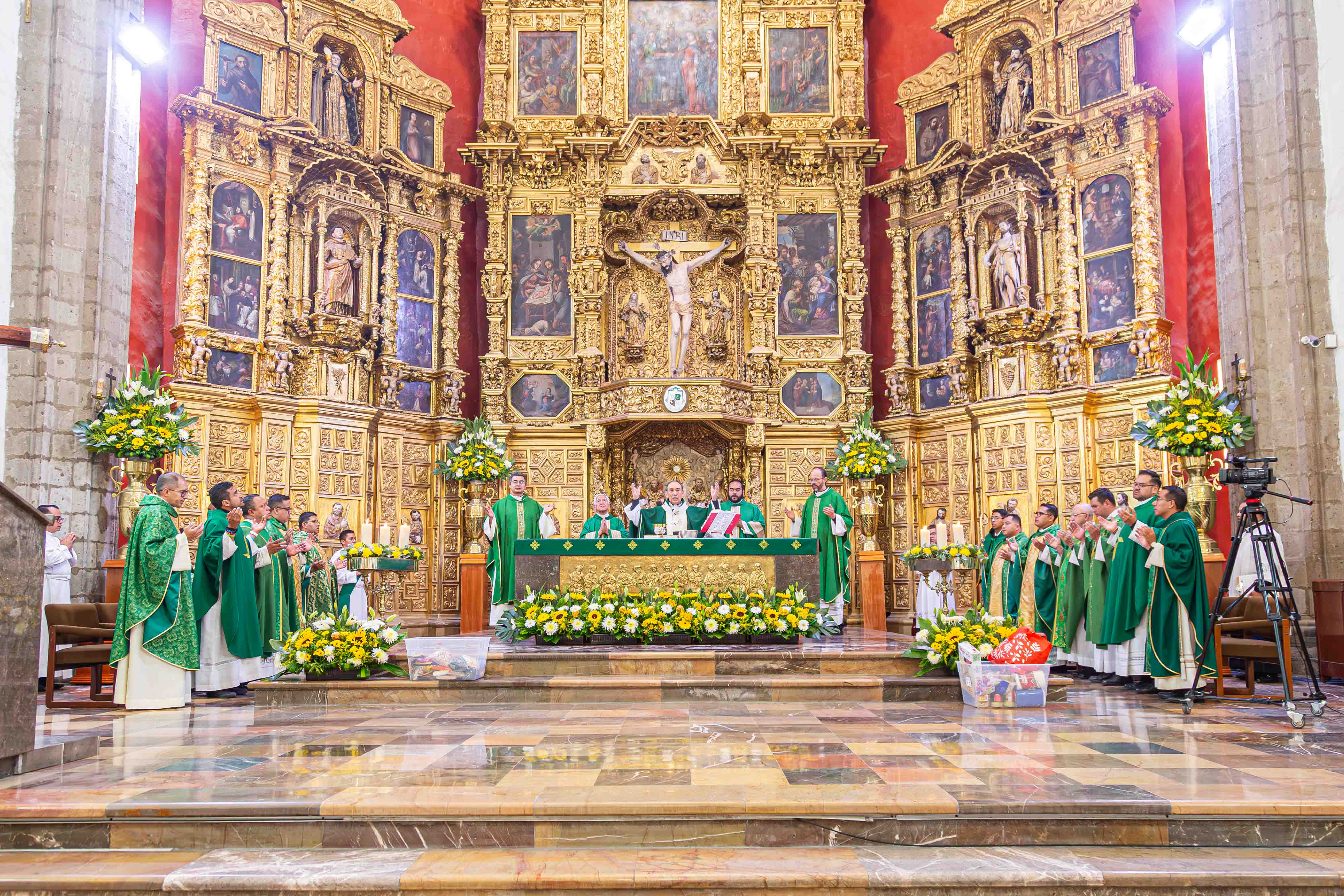 HOMILÍA EN EL XXVII DOMINGO DEL TIEMPO ORDINARIO